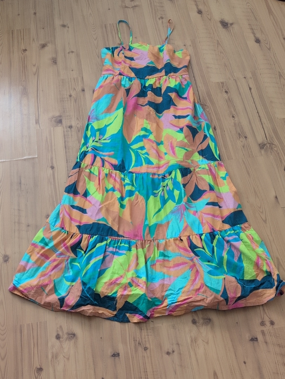 Sincerely Jules Neon Leaf-Print Tiered Dress — Blue, Green, Pink, Orange